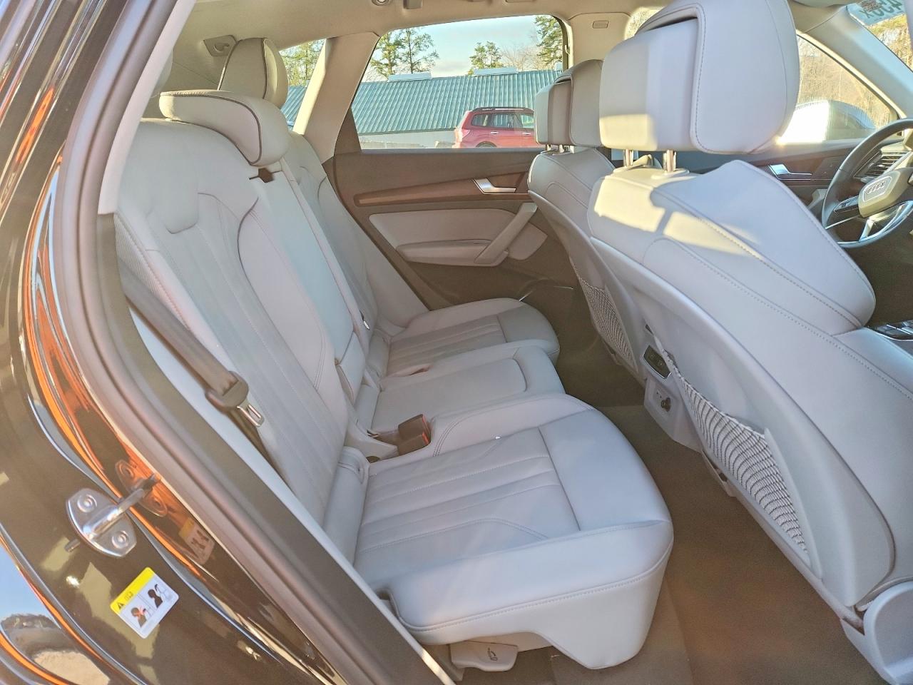 2024 AUDI Q5 E S Line quattro Premium