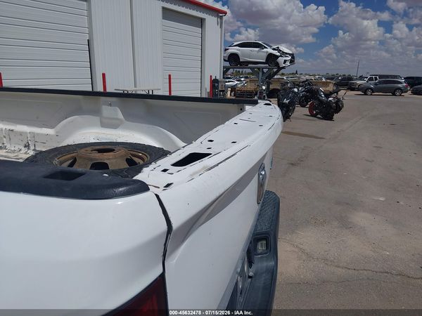 2018 RAM 3500 TRADESMAN  4X4 8' BOX