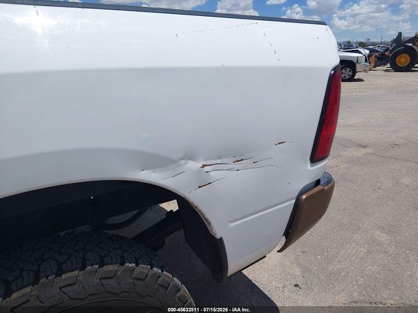 2018 RAM 3500 TRADESMAN  4X4 6'4 BOX — I6