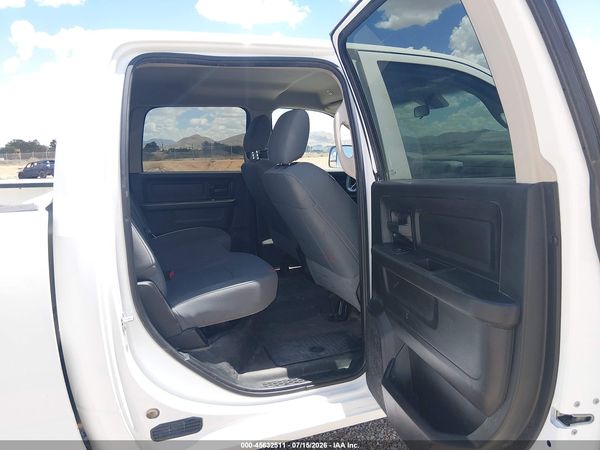 2018 RAM 3500 TRADESMAN  4X4 6'4 BOX — I8