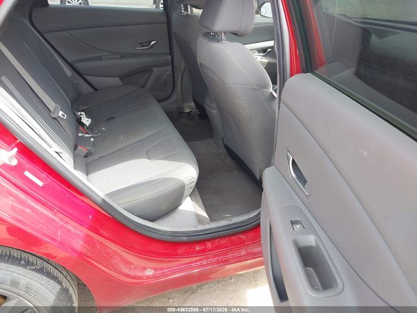 2022 HYUNDAI ELANTRA SEL