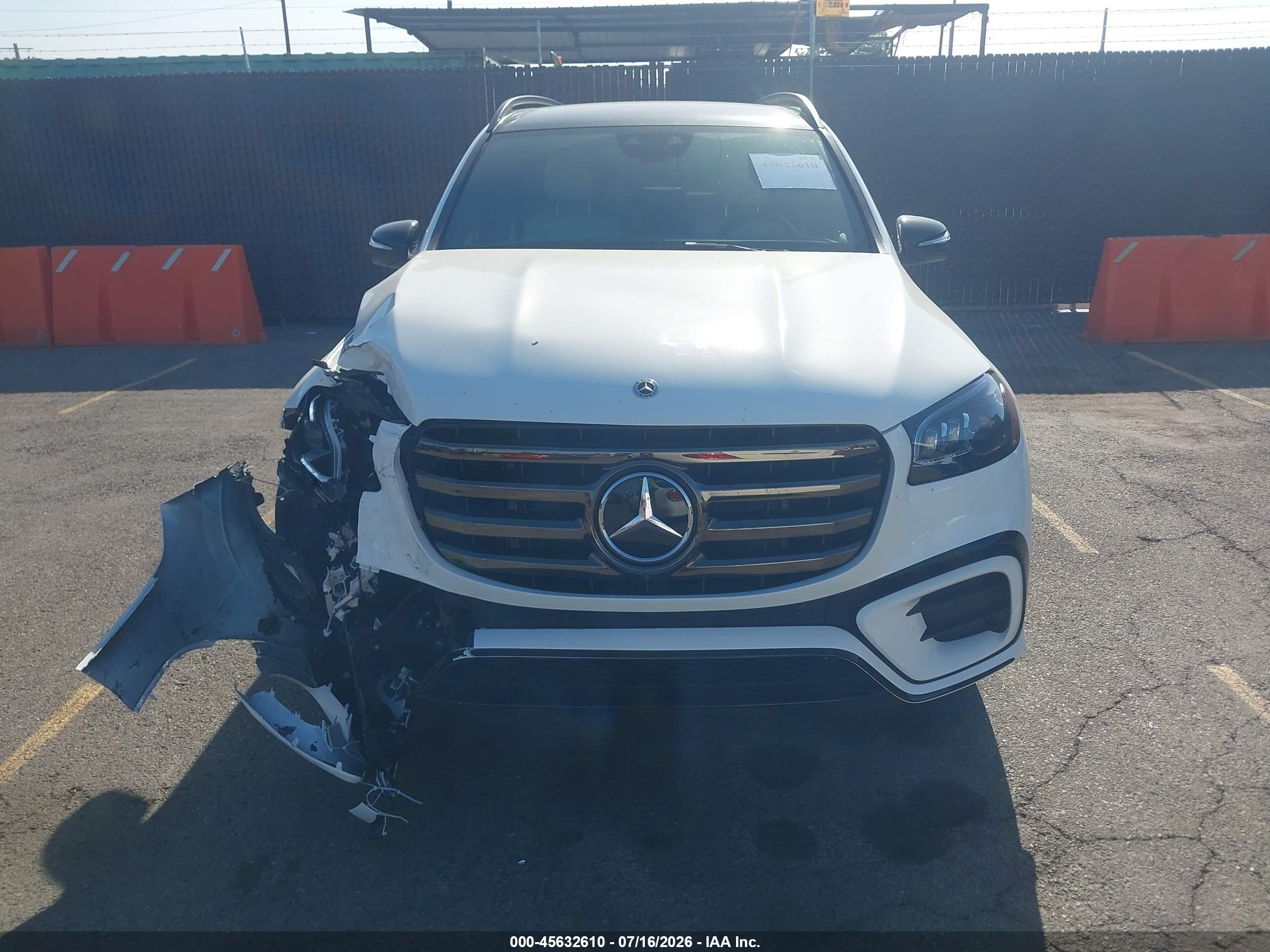 2025 MERCEDES-BENZ GLS 450 4MATIC