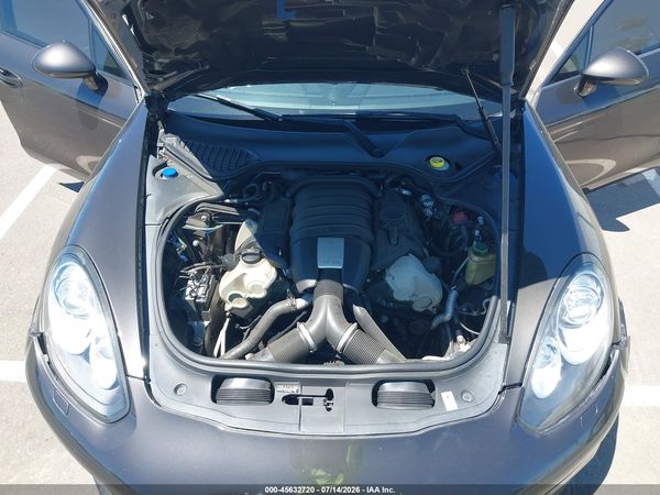 2014 PORSCHE PANAMERA 4