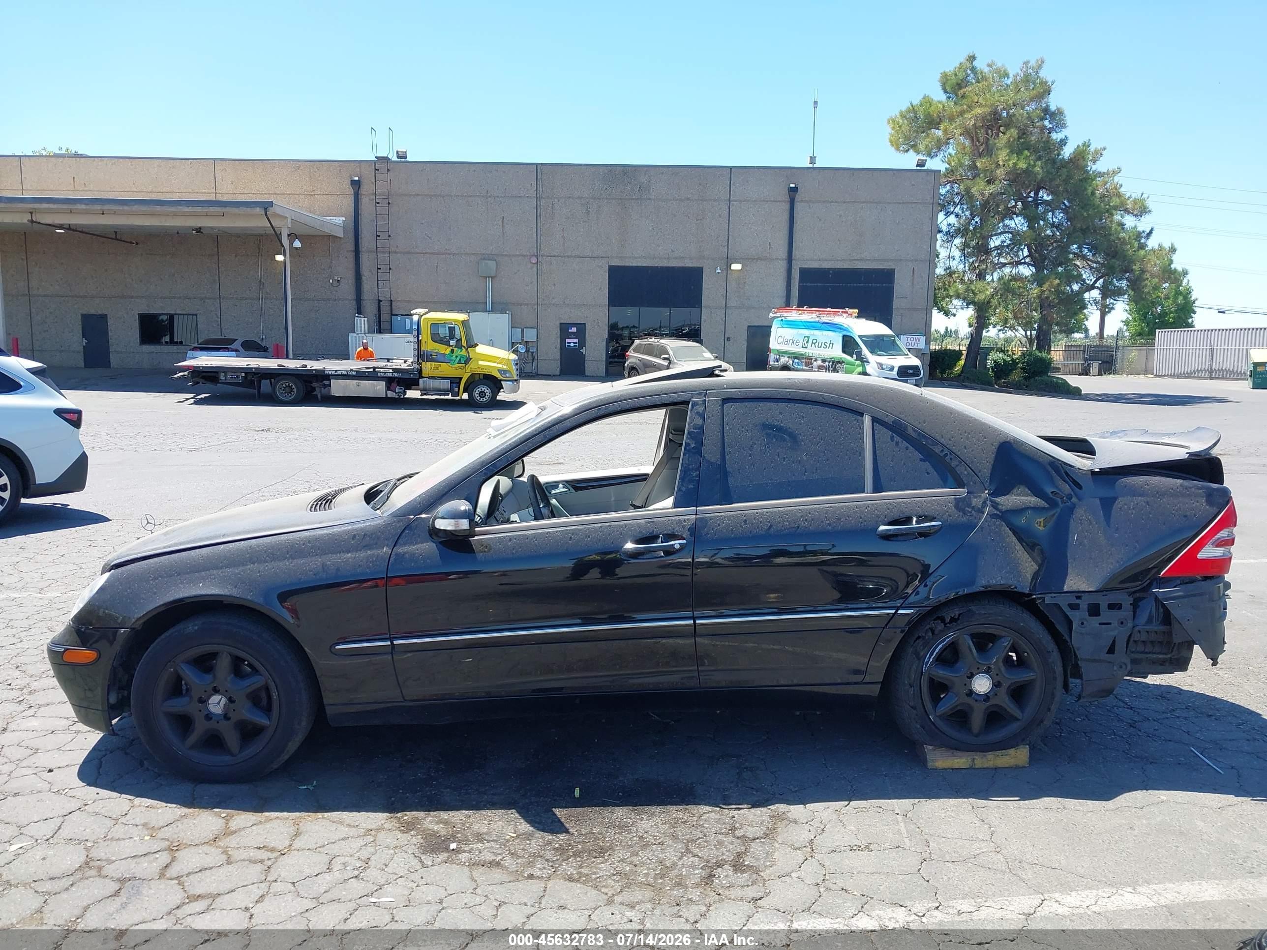 2004 MERCEDES-BENZ C 240 C240