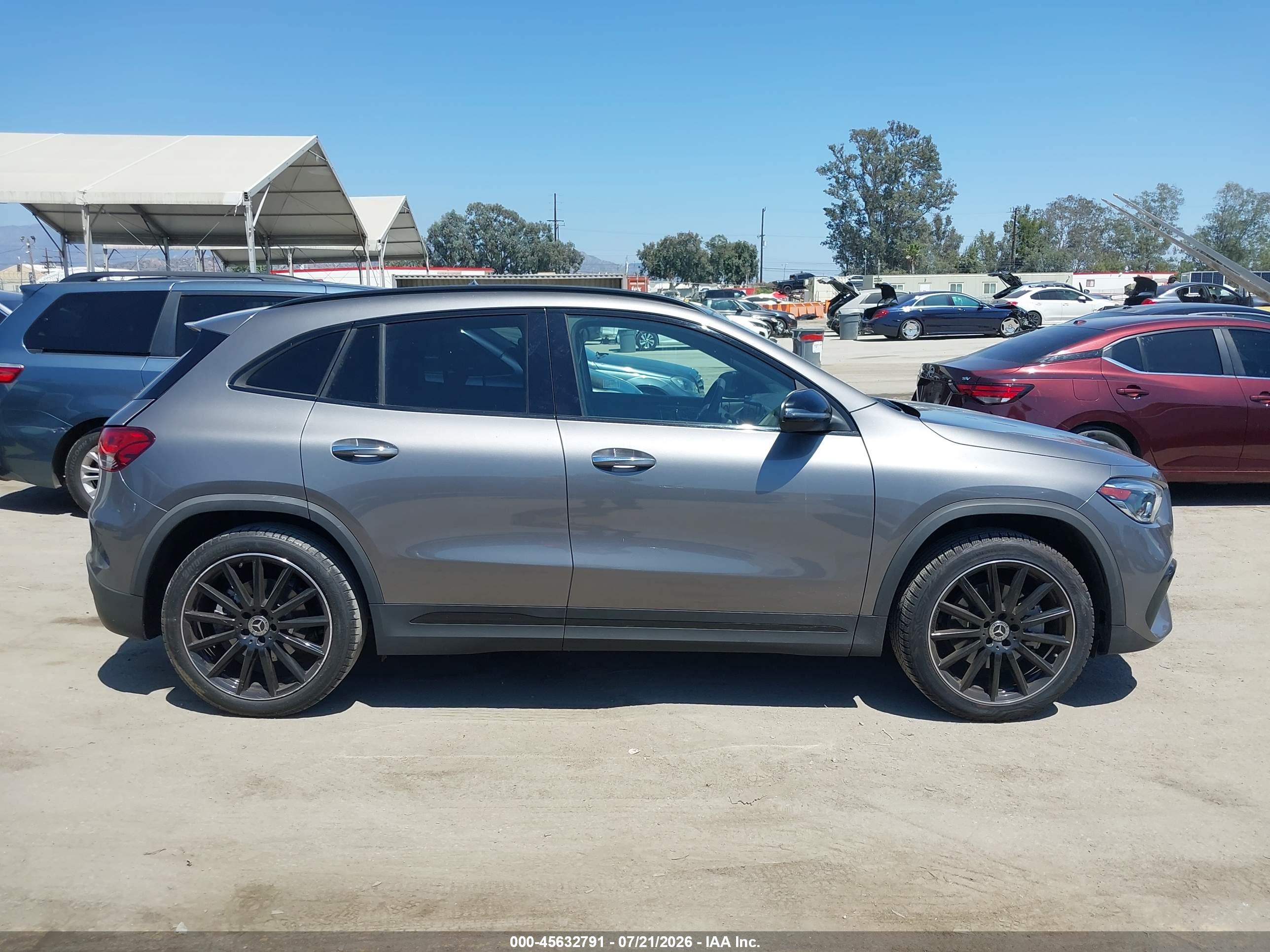 2022 MERCEDES-BENZ GLA 250 GLA250