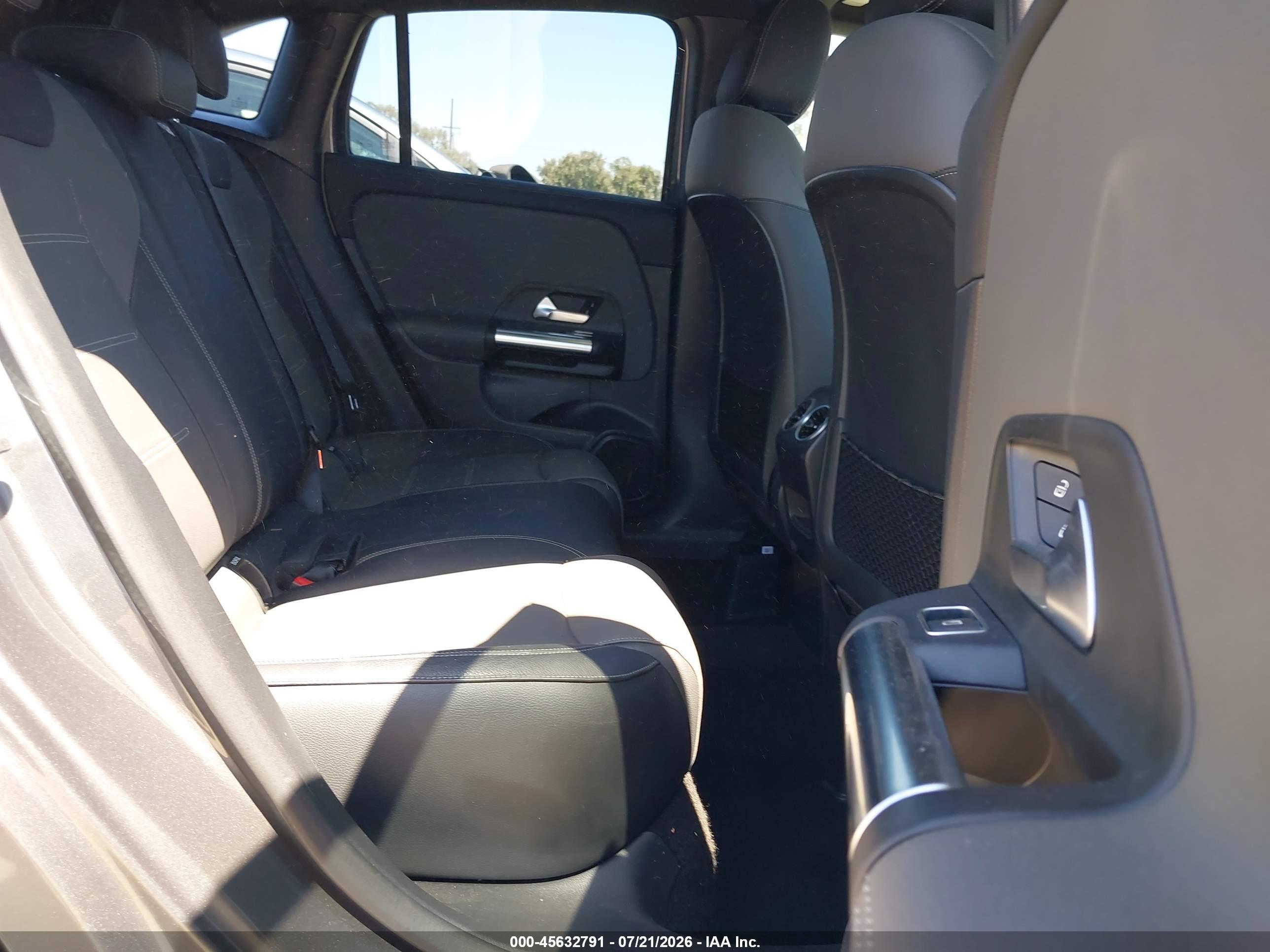 2022 MERCEDES-BENZ GLA 250 GLA250