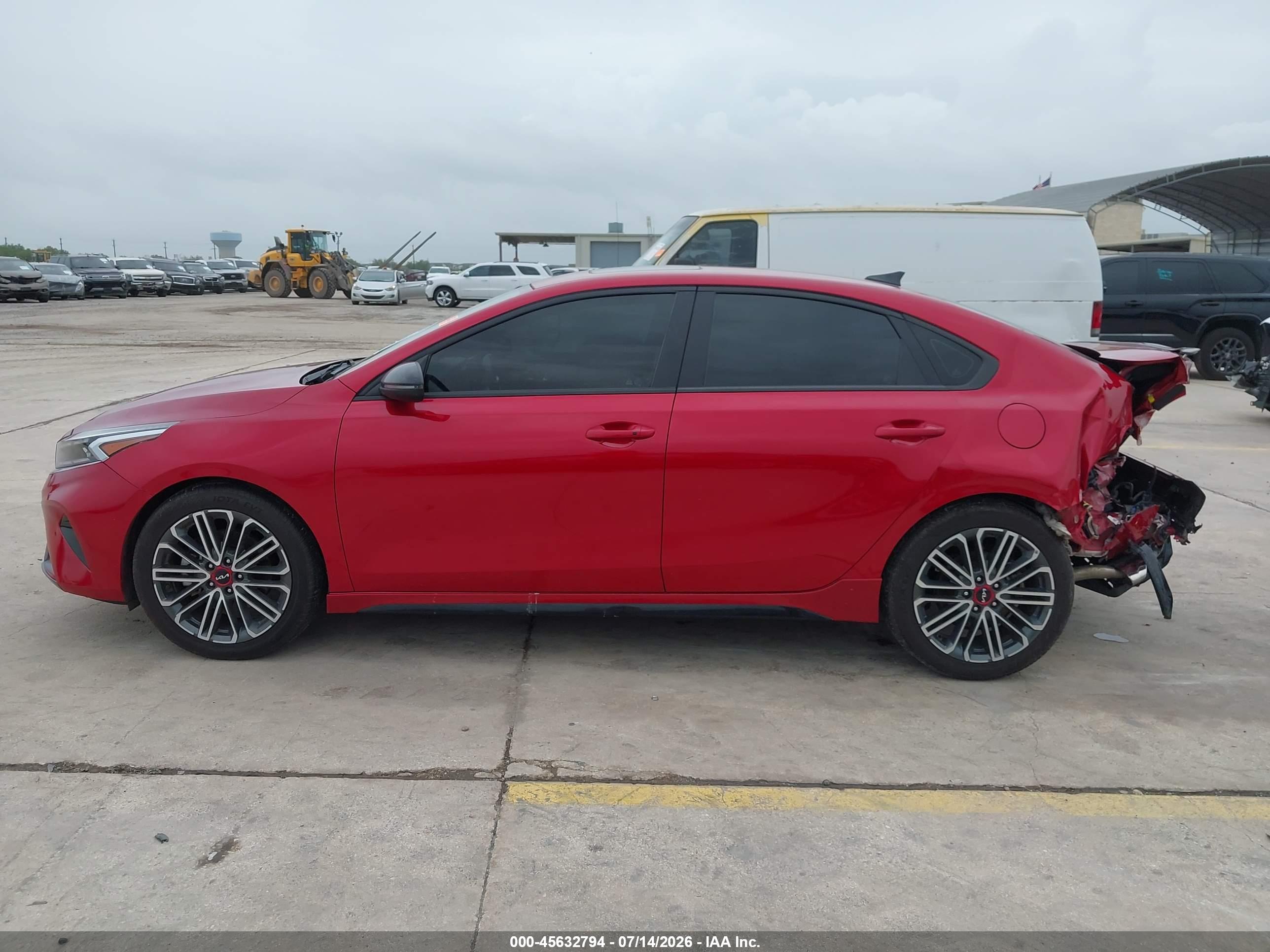 2023 KIA FORTE GT
