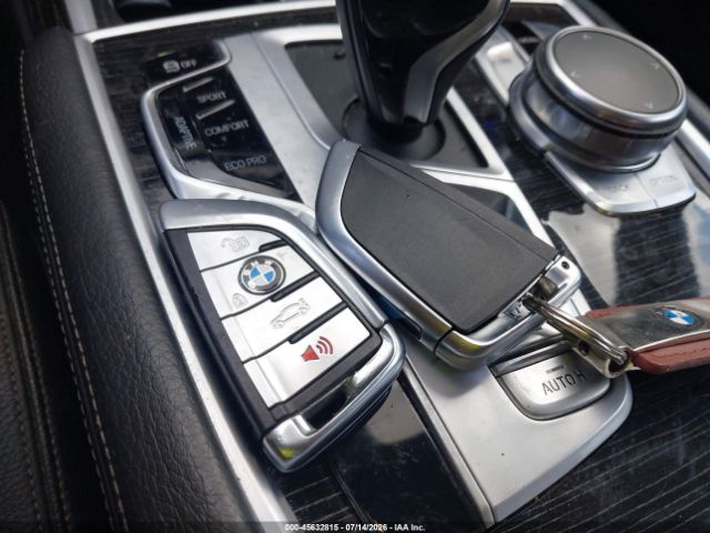 2019 BMW 740i