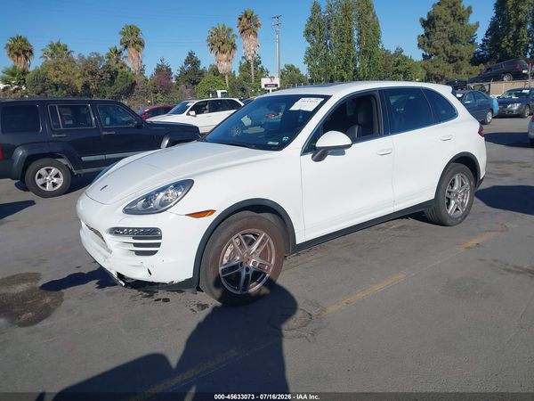 2014 PORSCHE CAYENNE