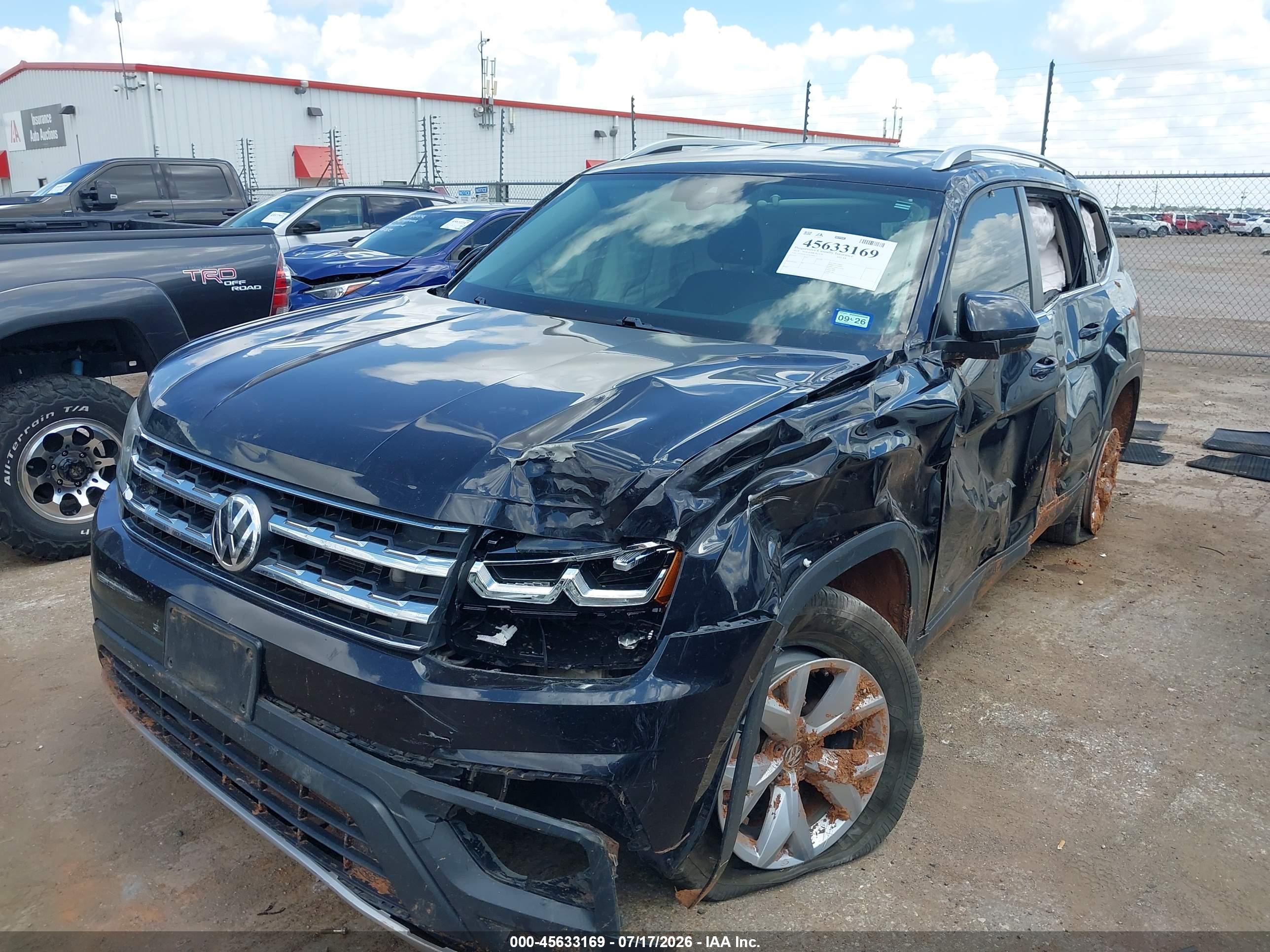 2018 VOLKSWAGEN ATLAS — I2