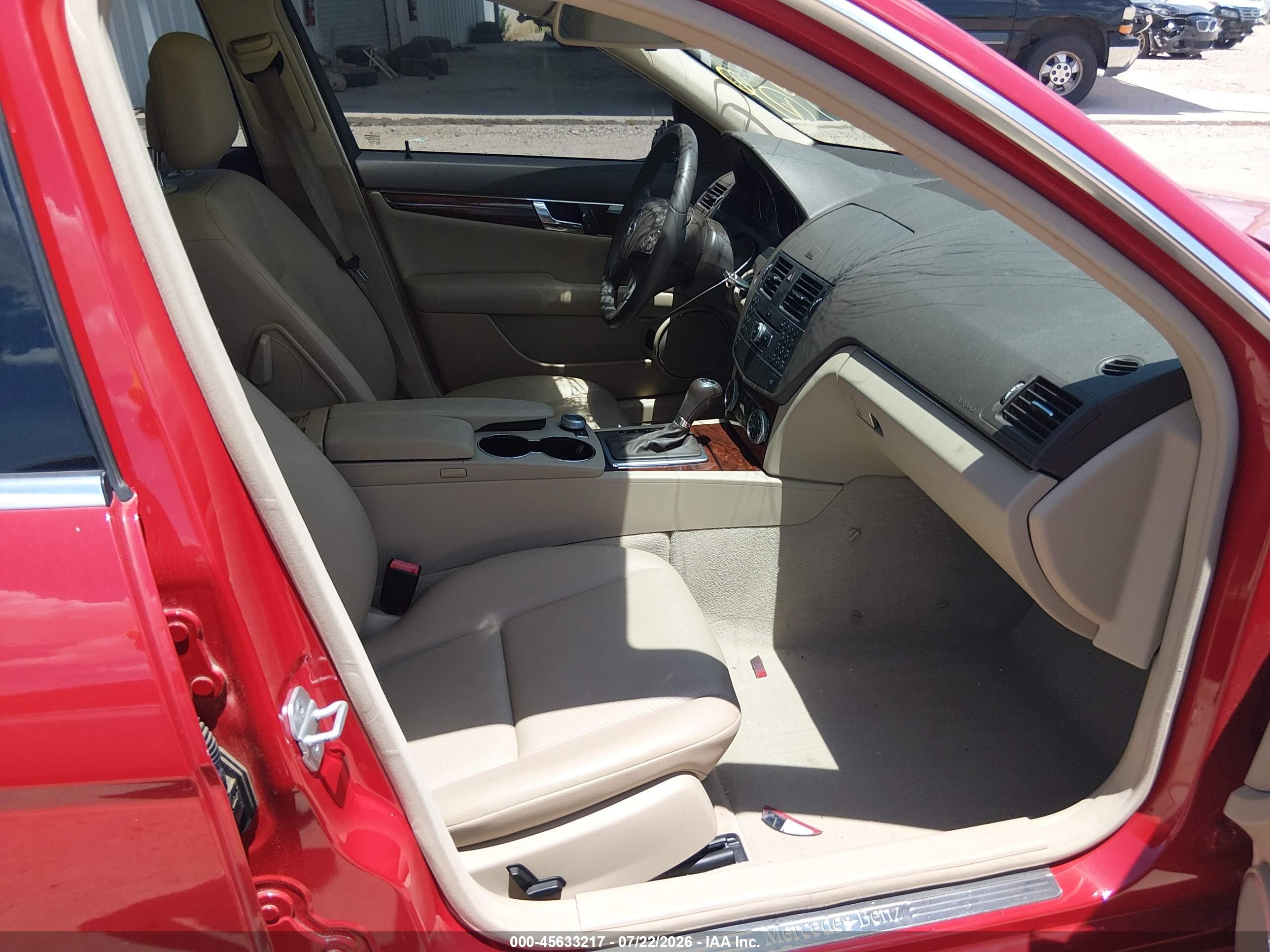 2011 MERCEDES-BENZ C 300 C300 4-MATIC