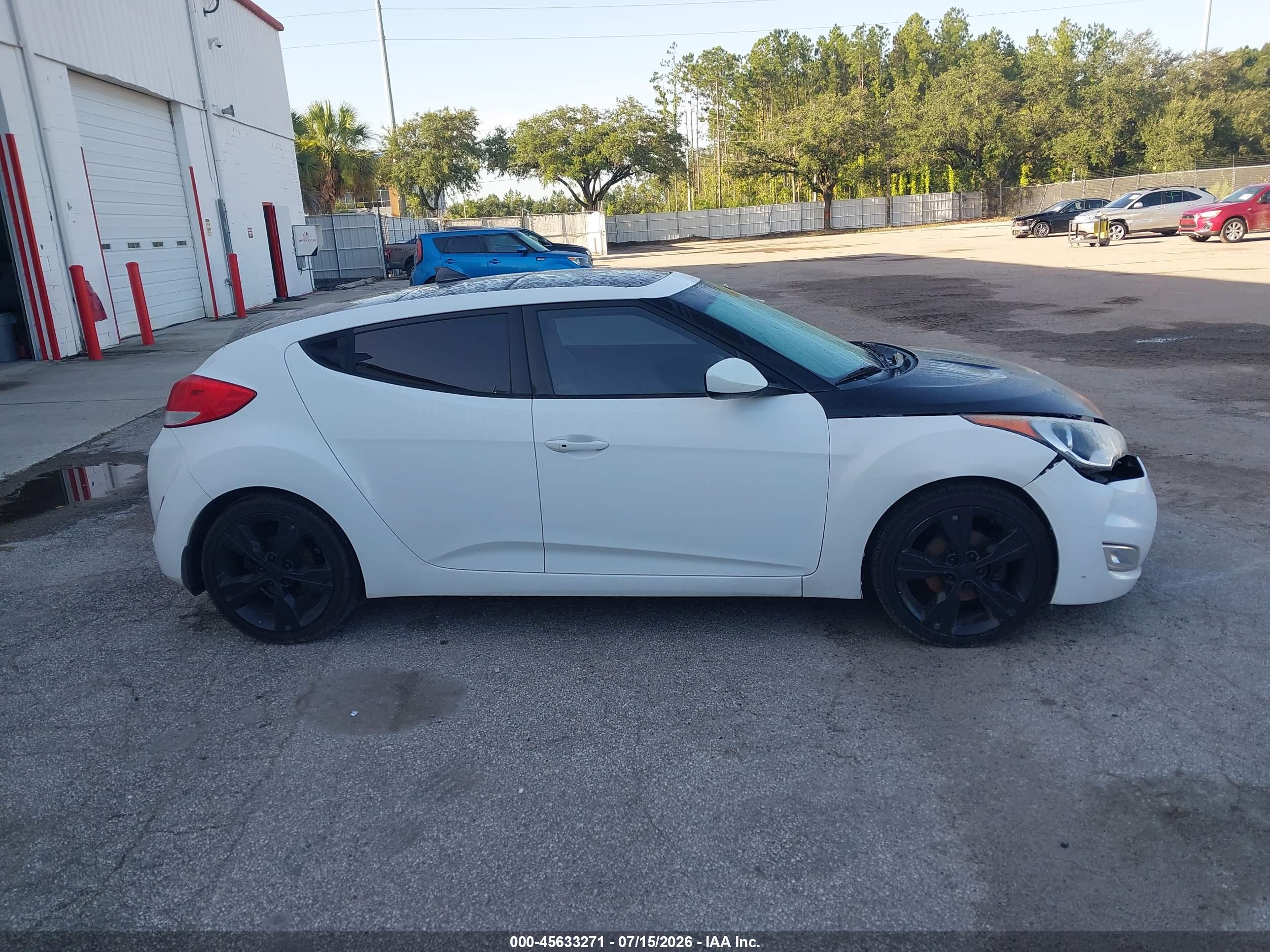 2016 HYUNDAI VELOSTER
