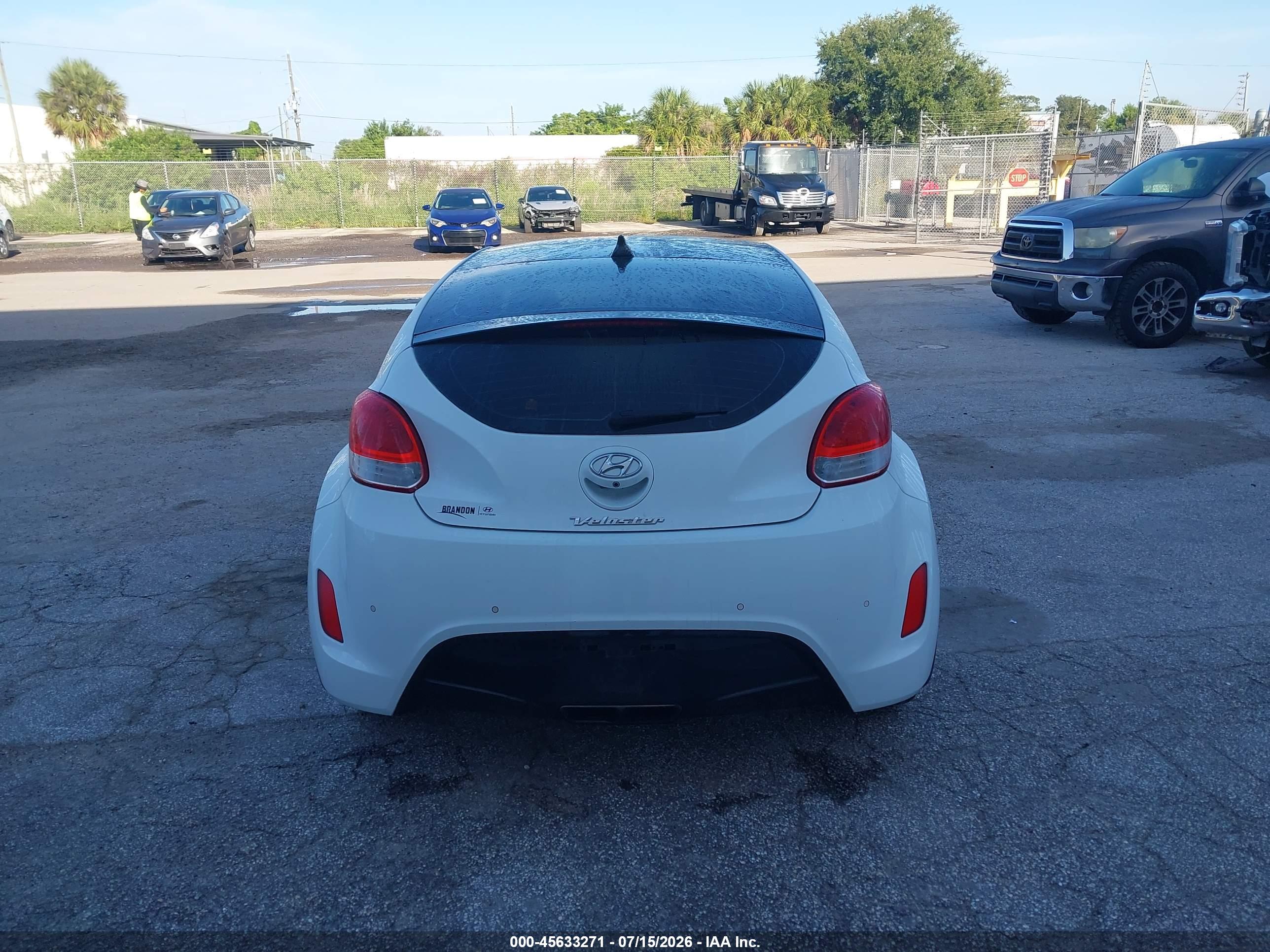 2016 HYUNDAI VELOSTER