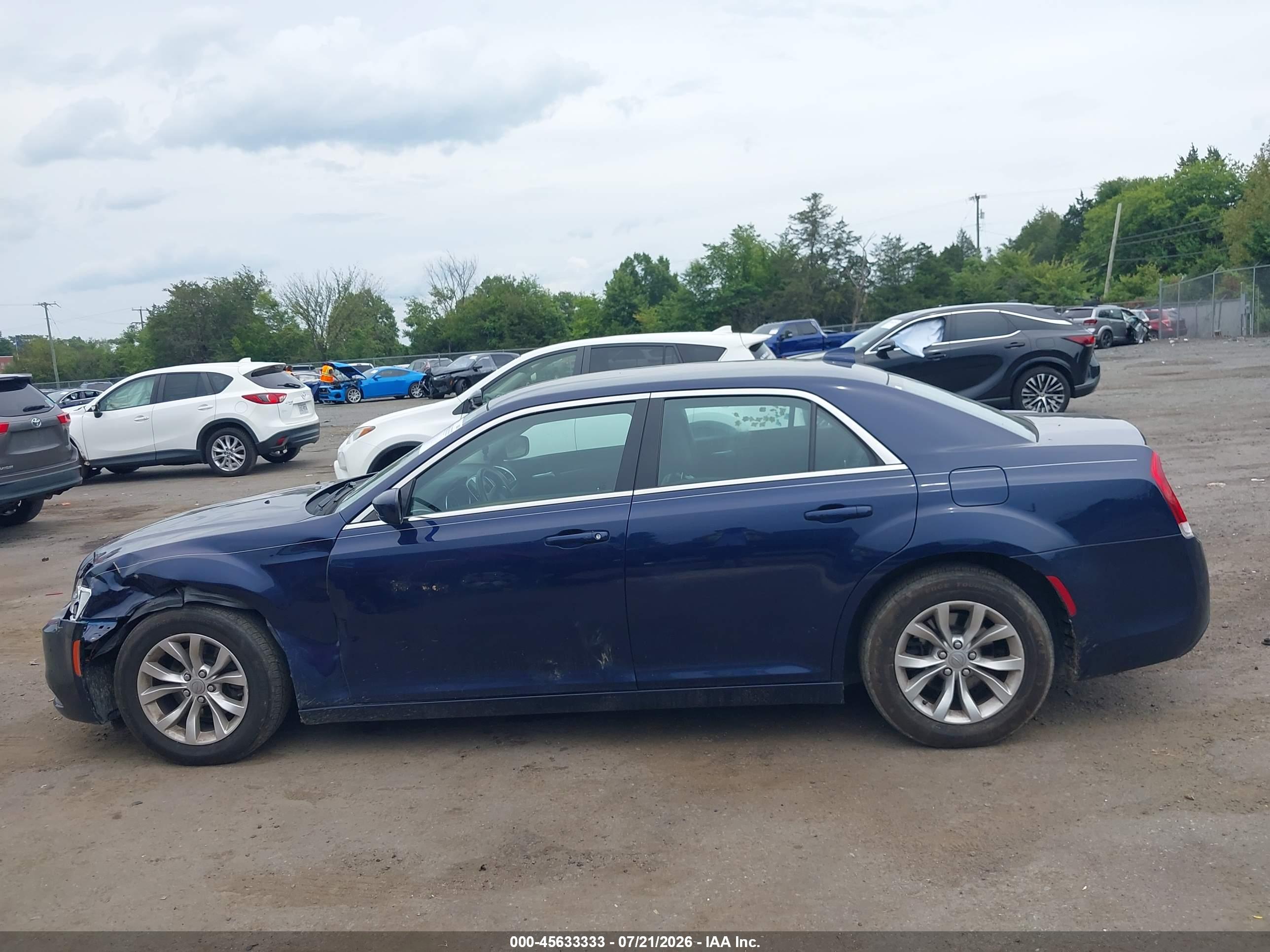 2016 CHRYSLER 300 LIMITED