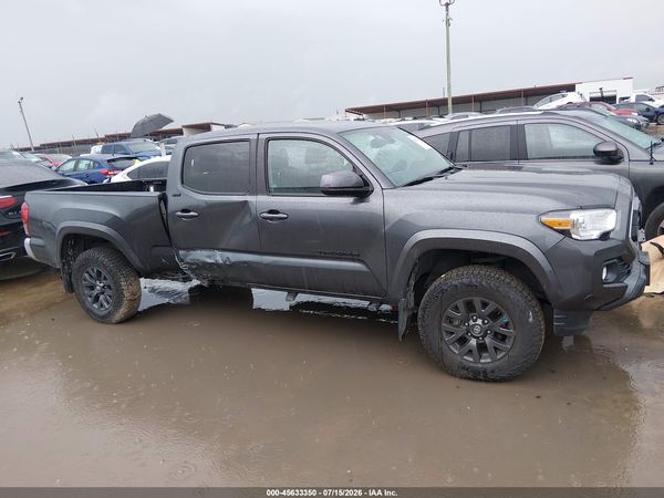 2022 TOYOTA TACOMA SR5 V6