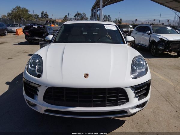 2017 PORSCHE MACAN