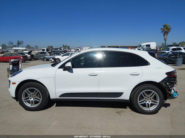 2017 PORSCHE MACAN