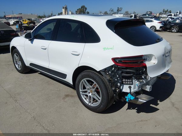 2017 PORSCHE MACAN