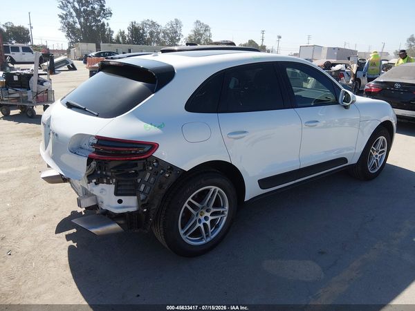 2017 PORSCHE MACAN