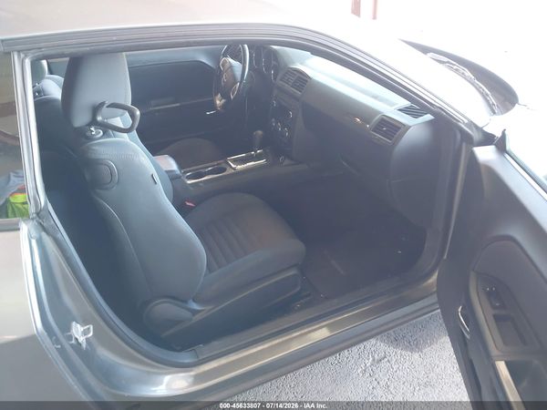 2012 DODGE CHALLENGER SXT