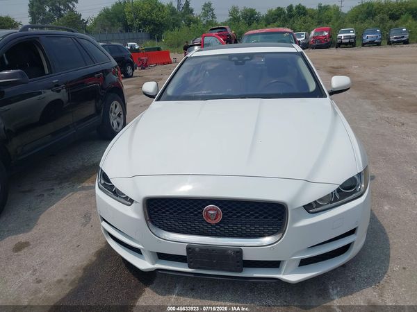2017 JAGUAR XE 20D PREMIUM