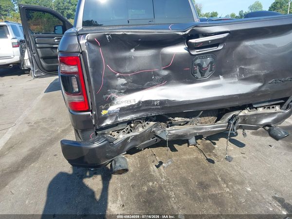 2022 RAM 1500 LARAMIE  4X4 5'7 BOX