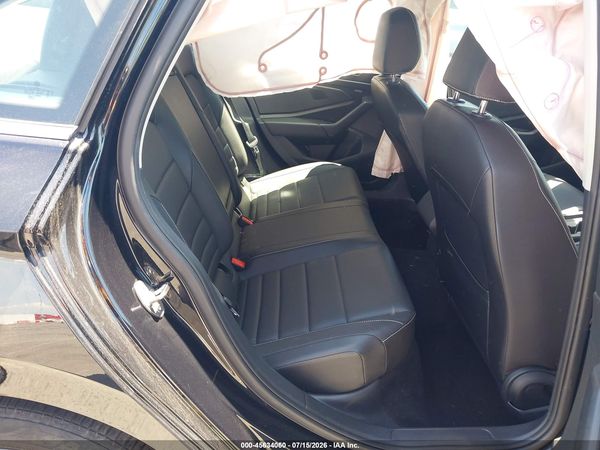 2024 VOLKSWAGEN JETTA 1.5T SE — I8