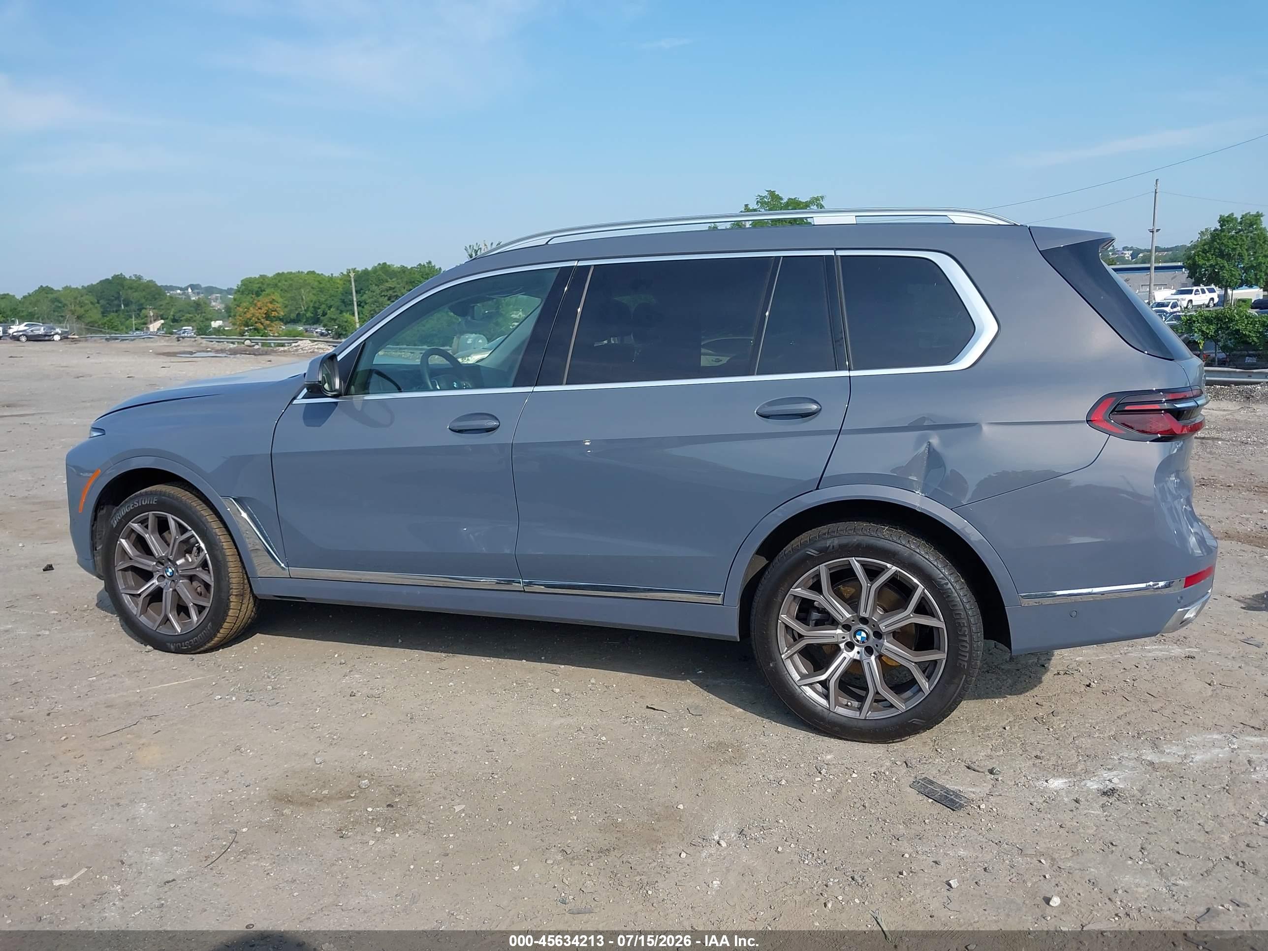 2026 BMW X7