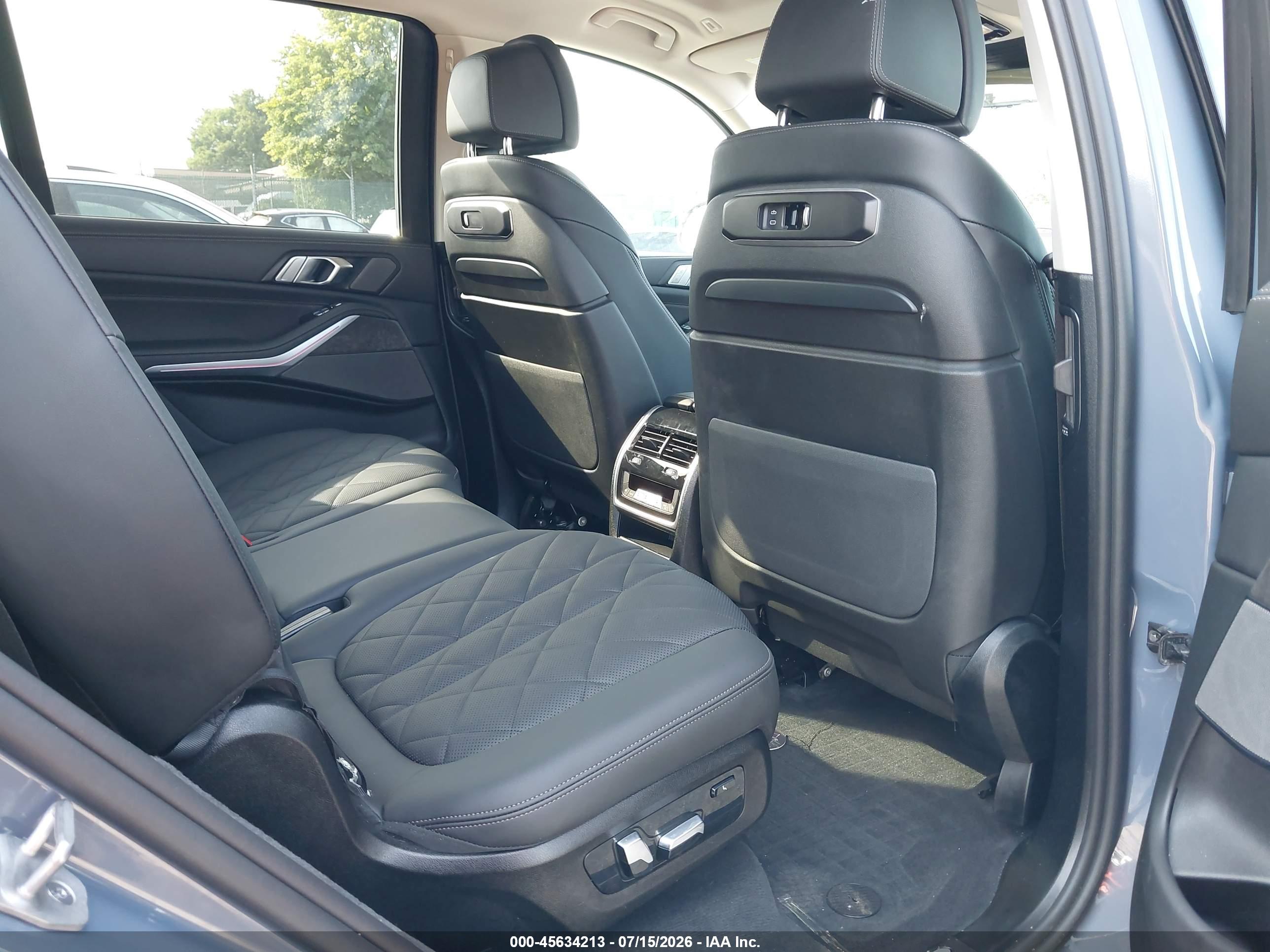 2026 BMW X7 XDRIVE40I