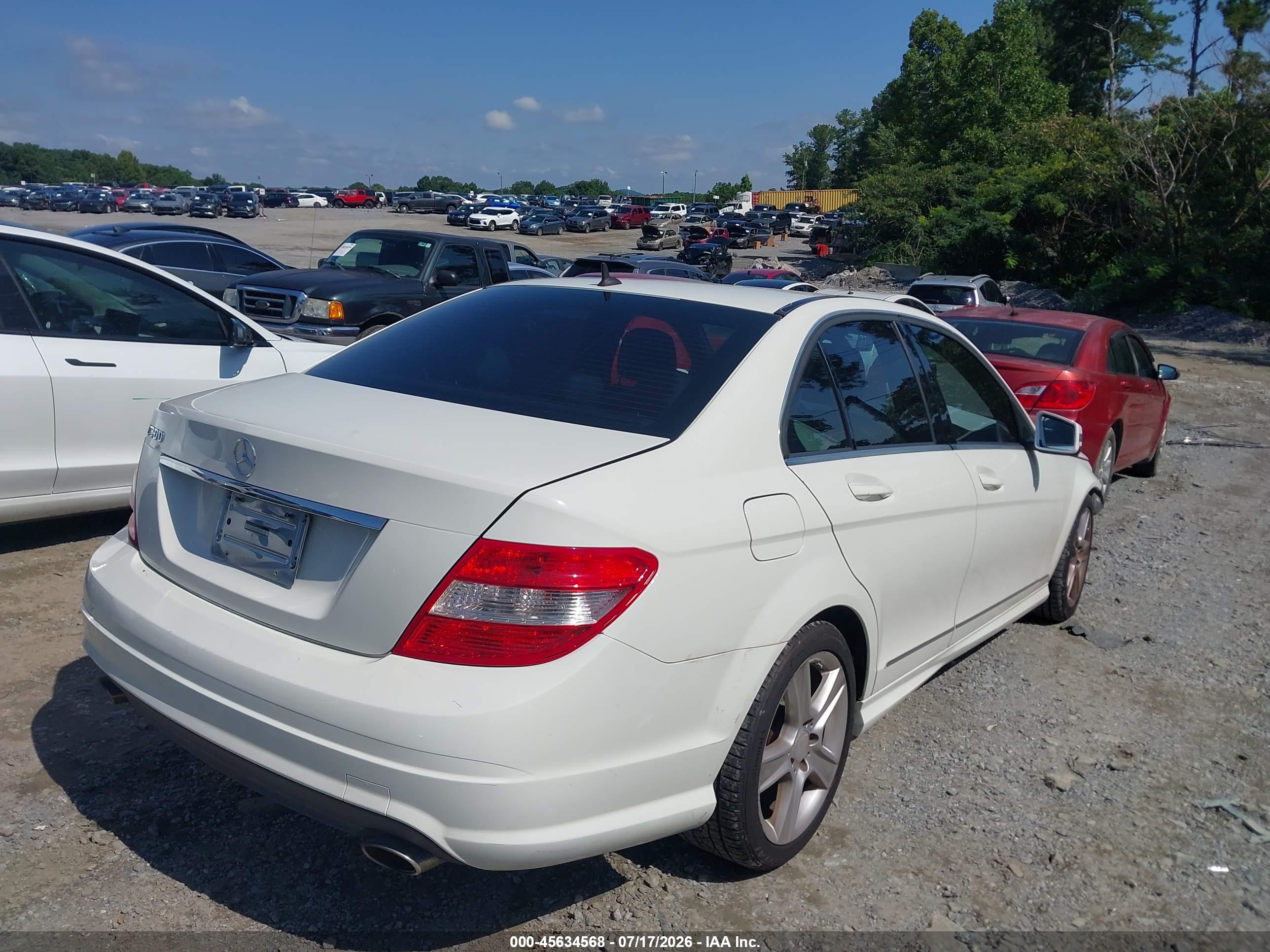 2011 MERCEDES-BENZ C 300 C300