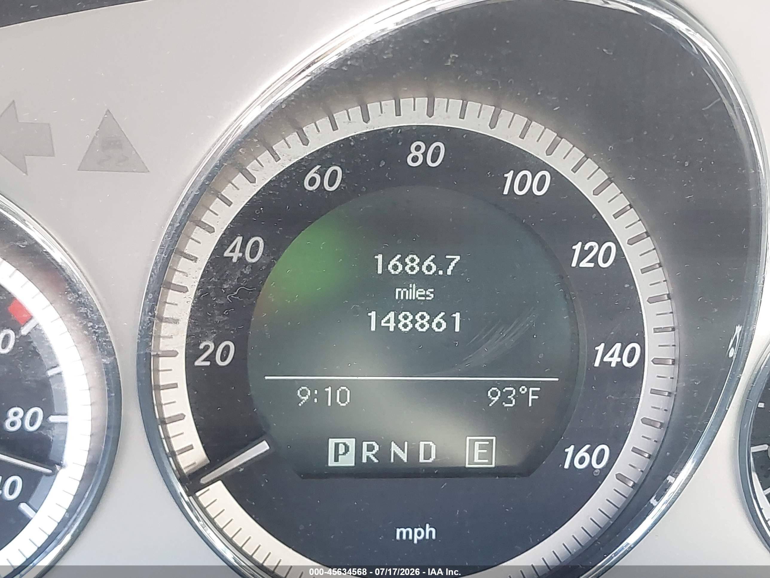 2011 MERCEDES-BENZ C 300 C300
