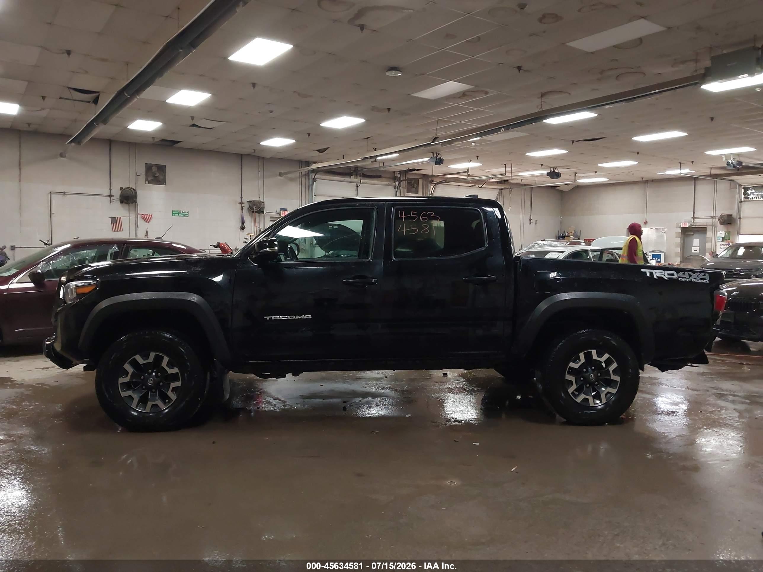 2023 TOYOTA TACOMA TRD OFF ROAD