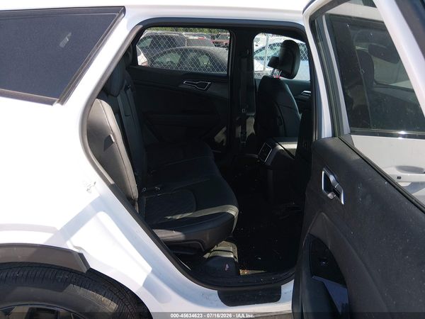 2025 KIA SPORTAGE X-LINE