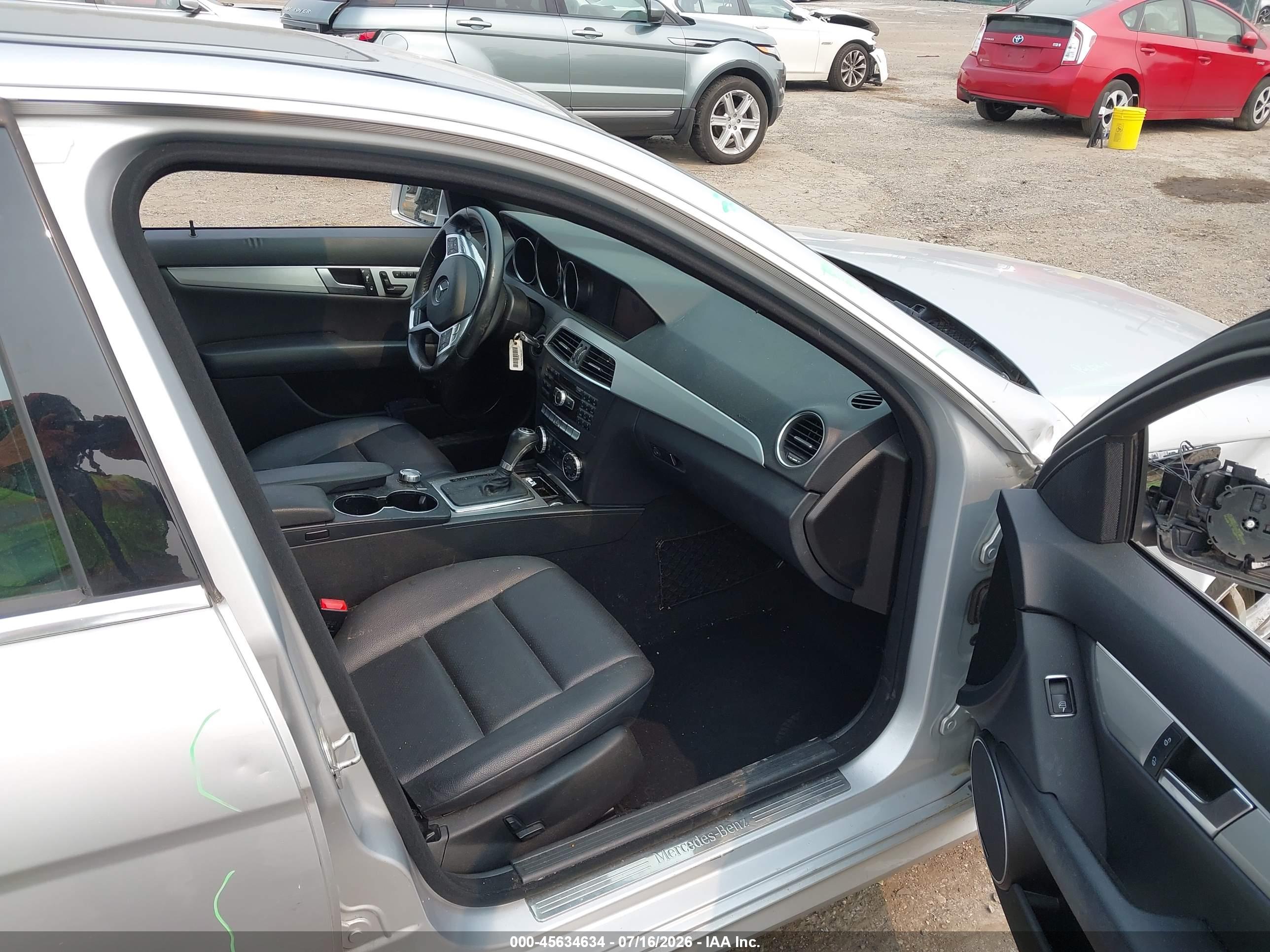 2013 MERCEDES-BENZ C 300 SPORT 4MATIC