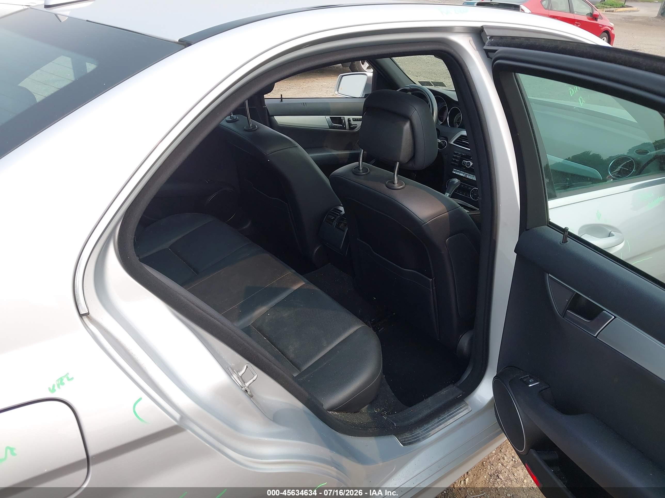 2013 MERCEDES-BENZ C 300 SPORT 4MATIC