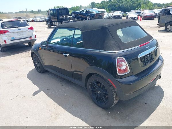 2015 MINI CONVERTIBLE COOPER