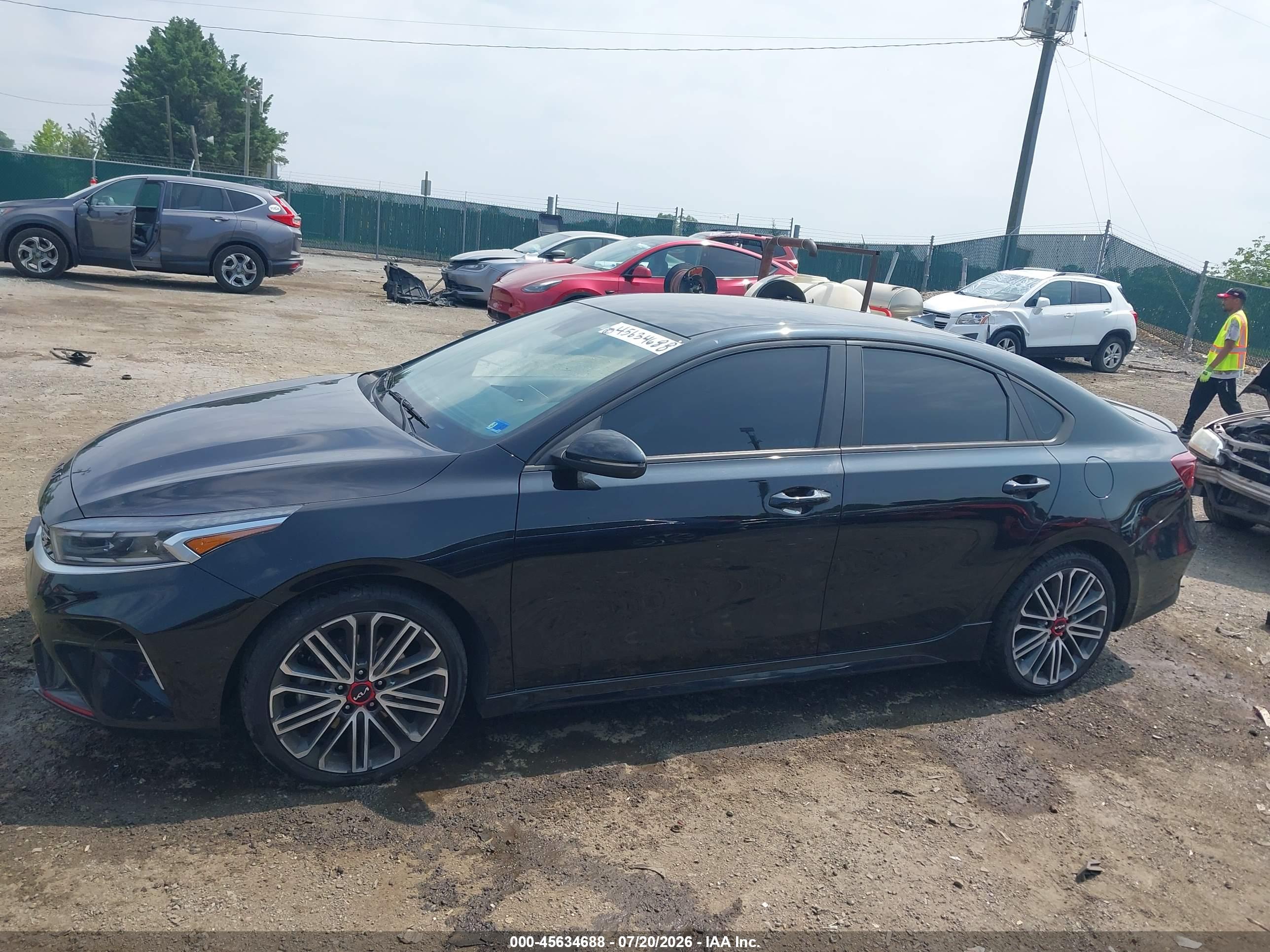 2022 KIA FORTE GT