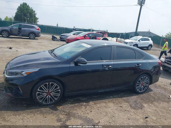 2022 KIA FORTE GT
