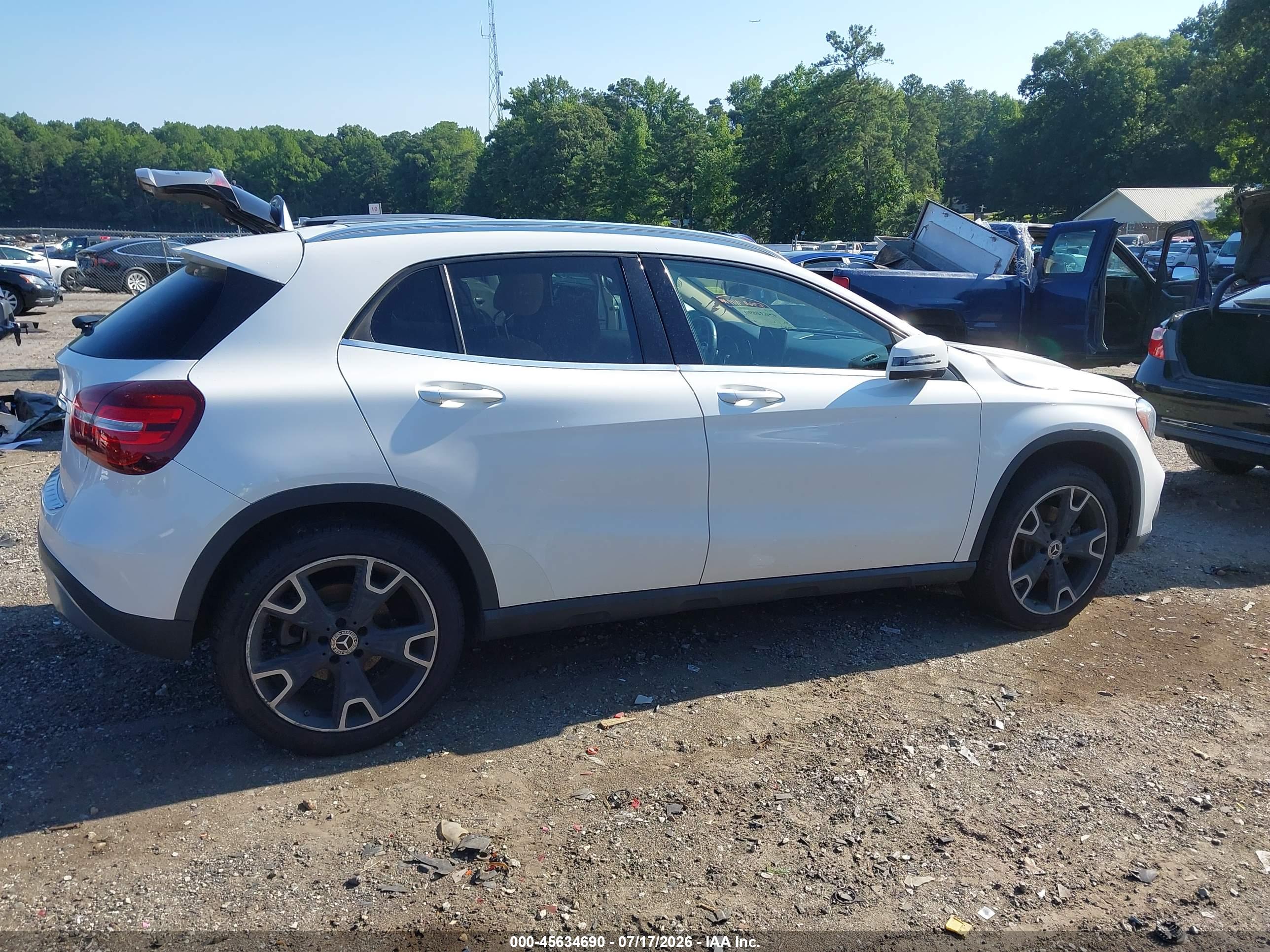 2019 MERCEDES-BENZ GLA 250 GLA250