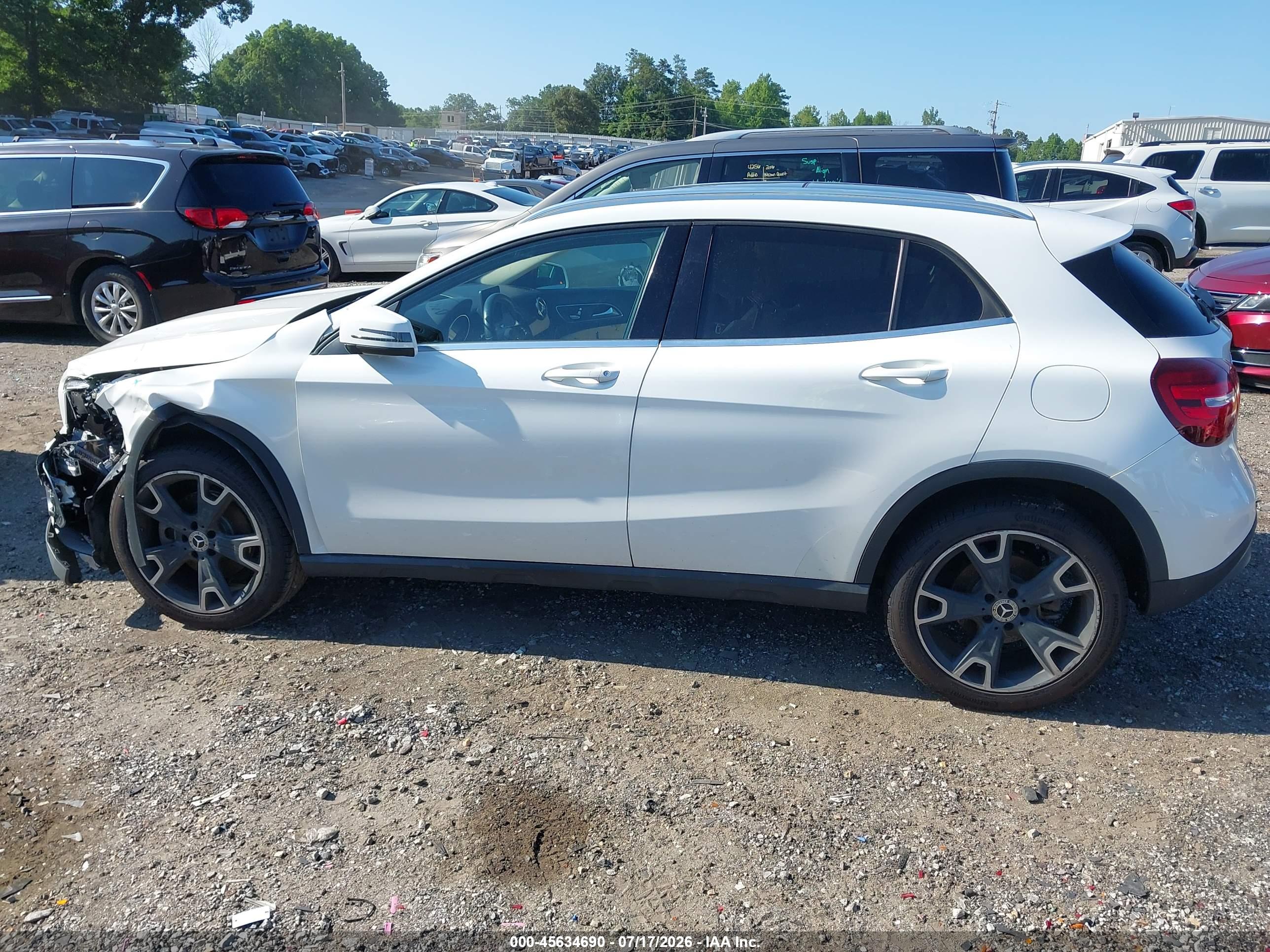 2019 MERCEDES-BENZ GLA 250 GLA250