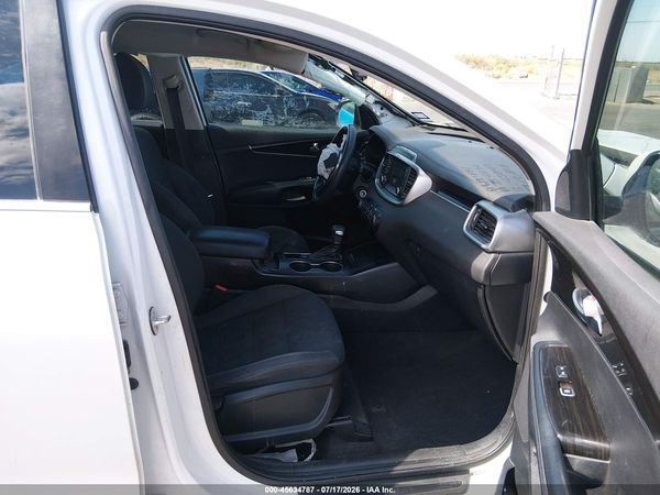2019 KIA SORENTO 2.4L LX
