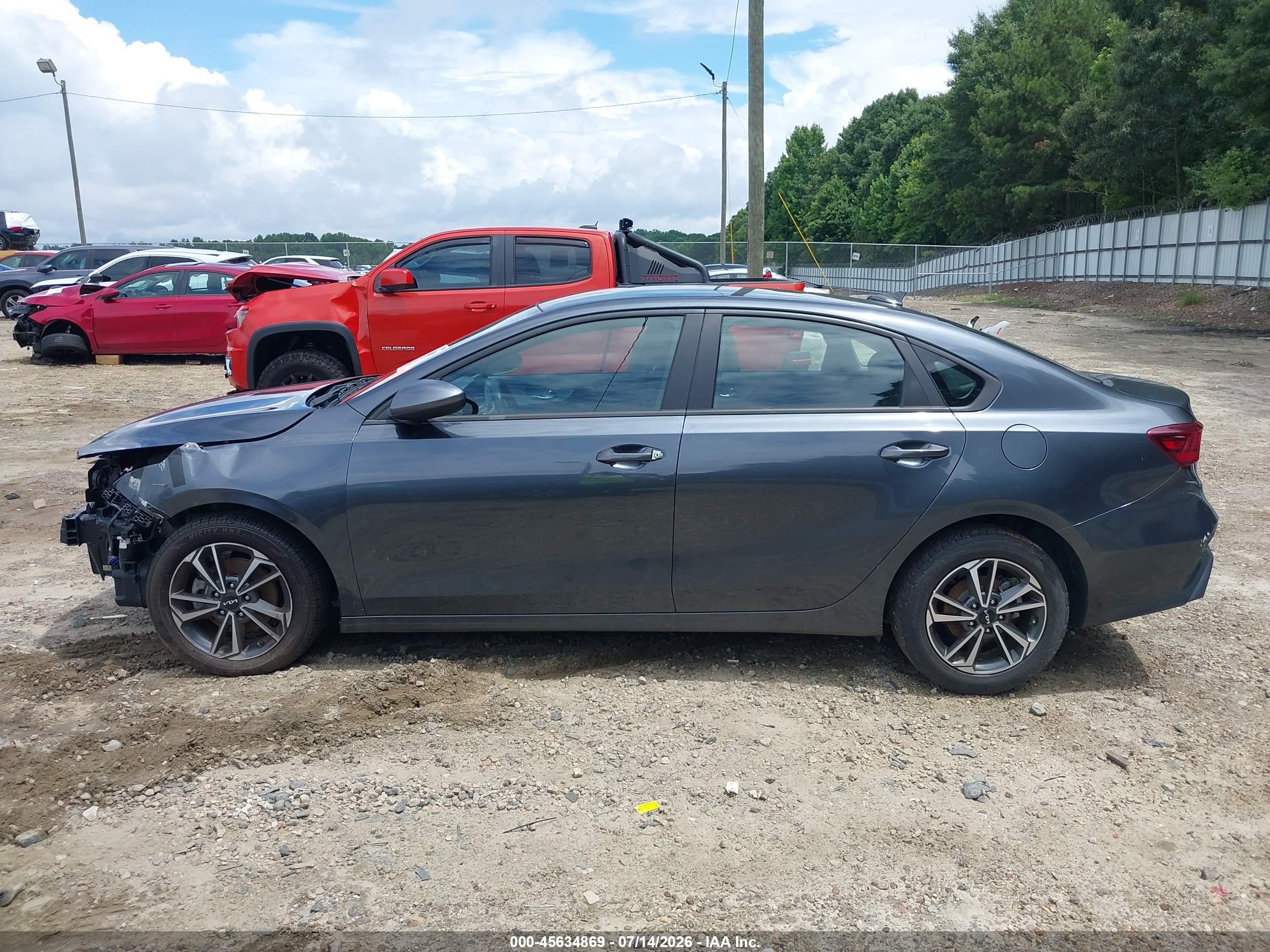 2023 KIA FORTE LXS