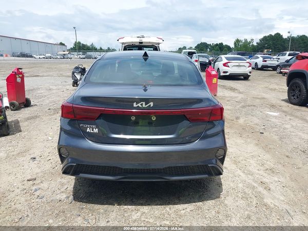 2023 KIA FORTE LXS