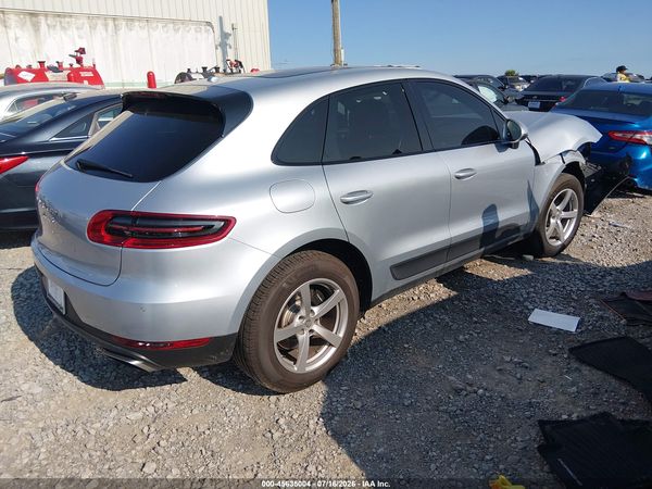 2017 PORSCHE MACAN