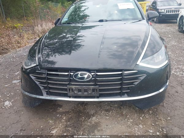 2022 HYUNDAI SONATA SE