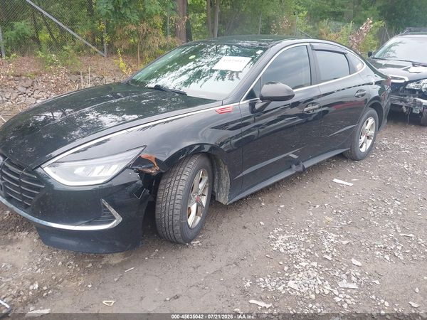 2022 HYUNDAI SONATA SE