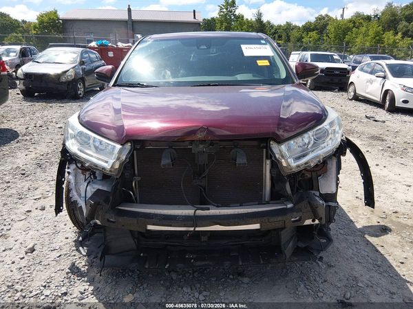 2019 TOYOTA HIGHLANDER LE PLUS