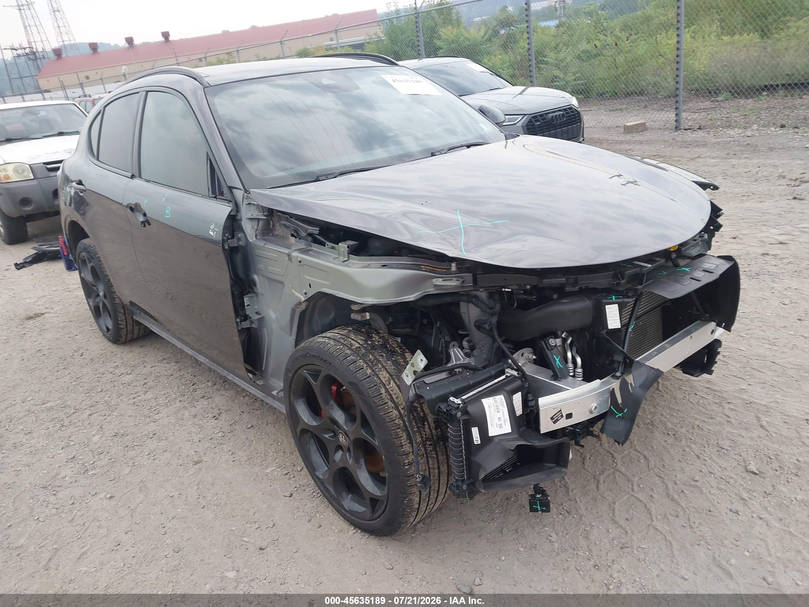 2024 ALFA ROMEO STELVIO TI AWD
