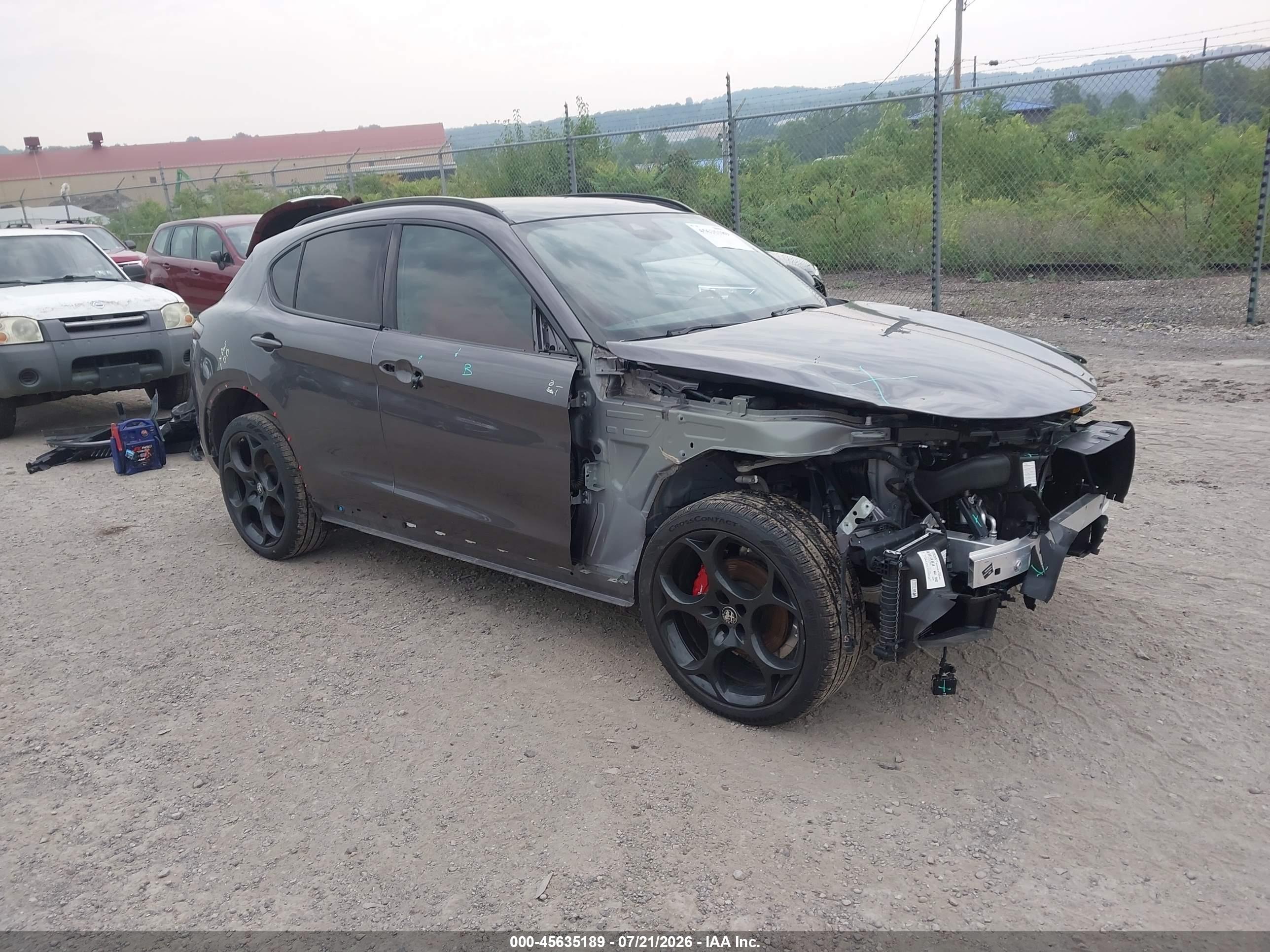 2024 ALFA ROMEO STELVIO TI AWD