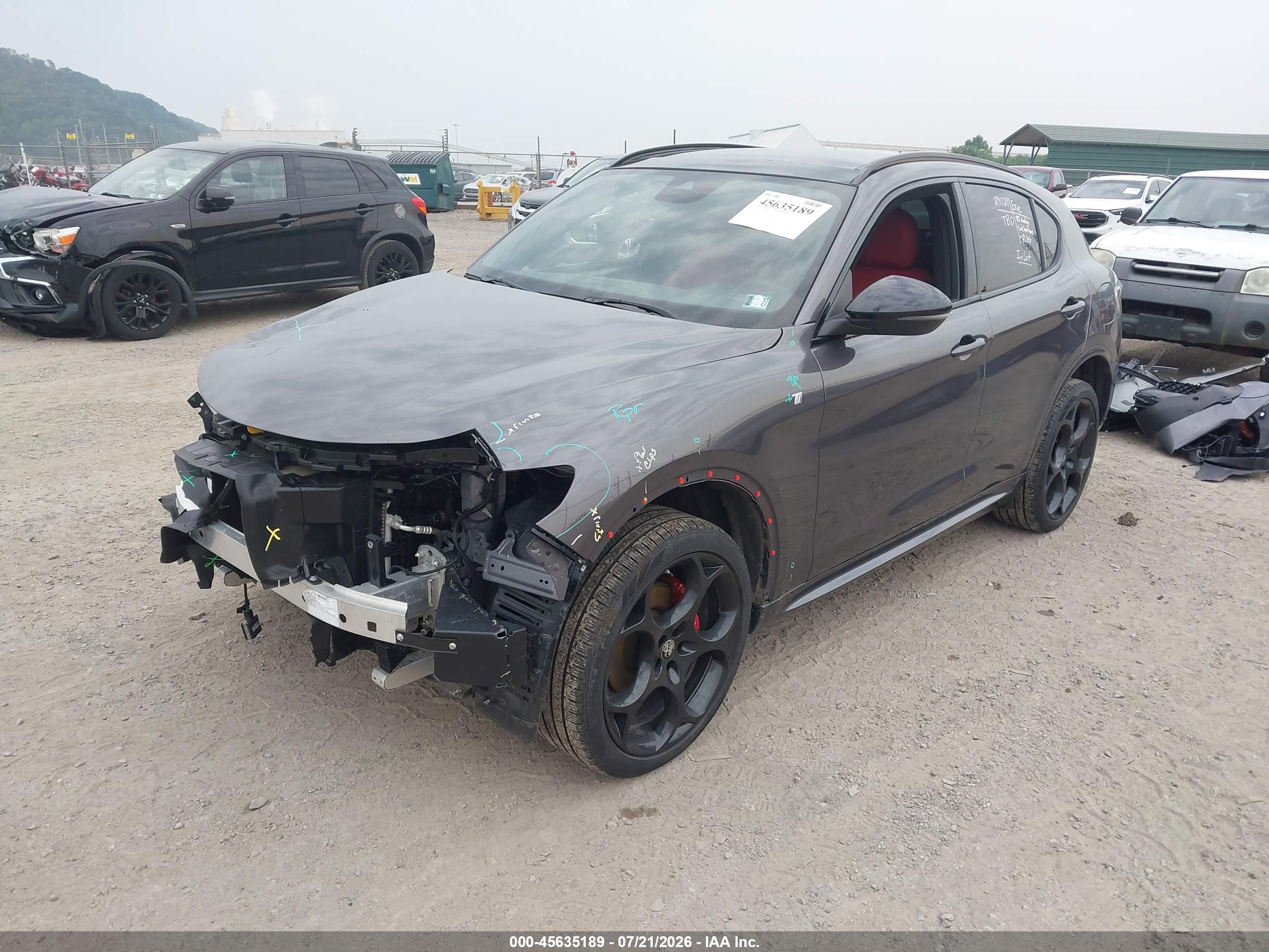 2024 ALFA ROMEO STELVIO TI AWD